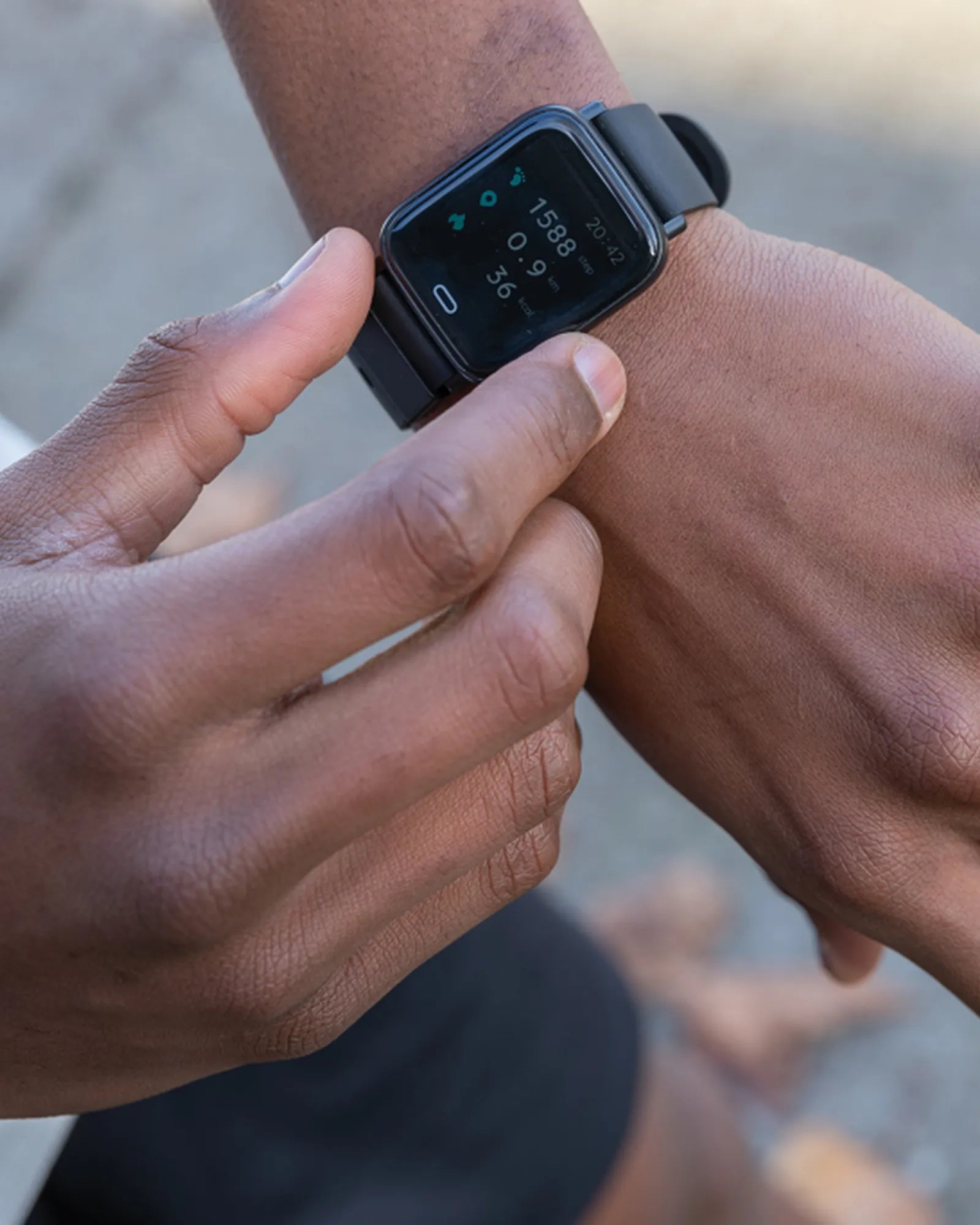 Montre connectée TPU recyclé RCS à personnaliser - 8